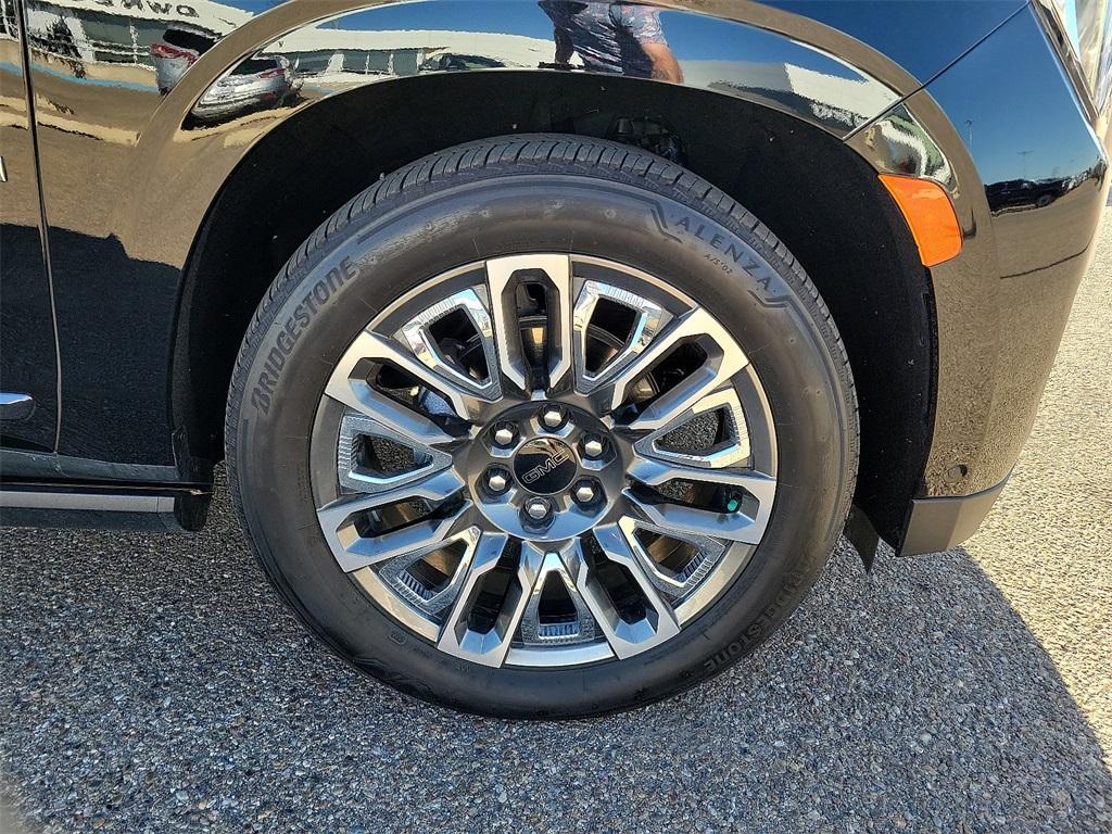 used 2024 GMC Yukon XL car, priced at $97,000