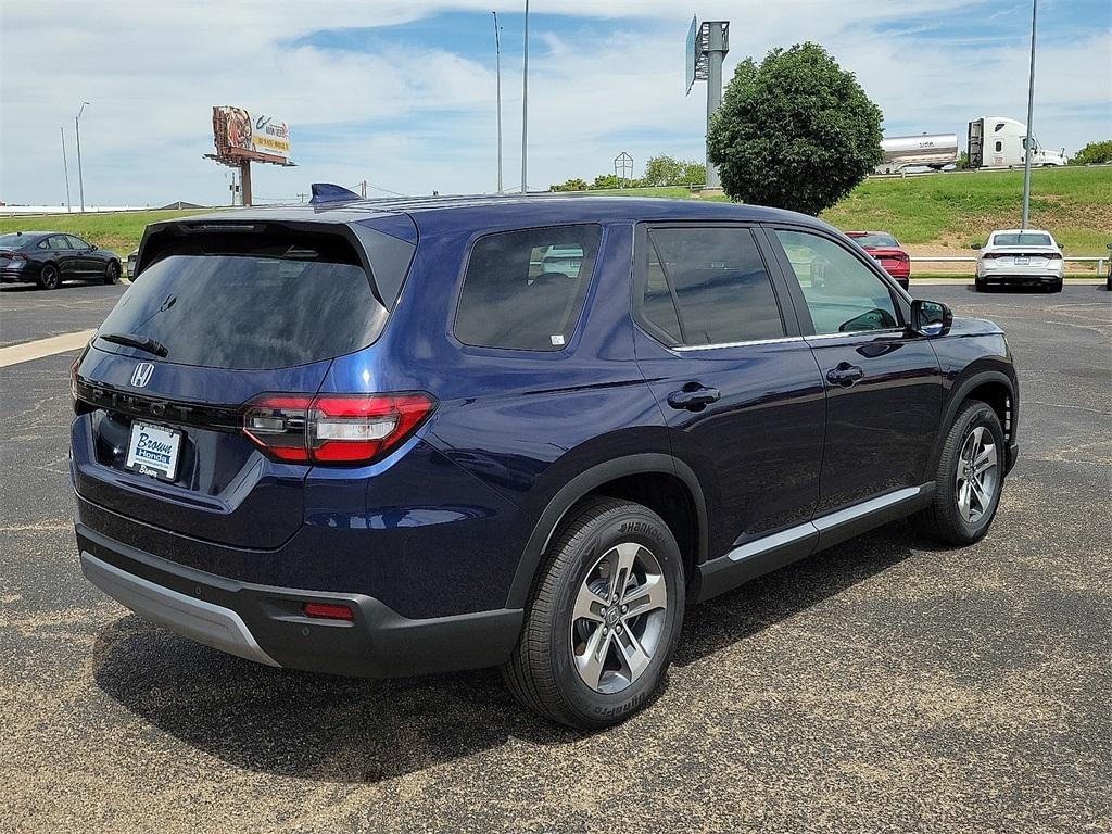 new 2025 Honda Pilot car, priced at $44,750