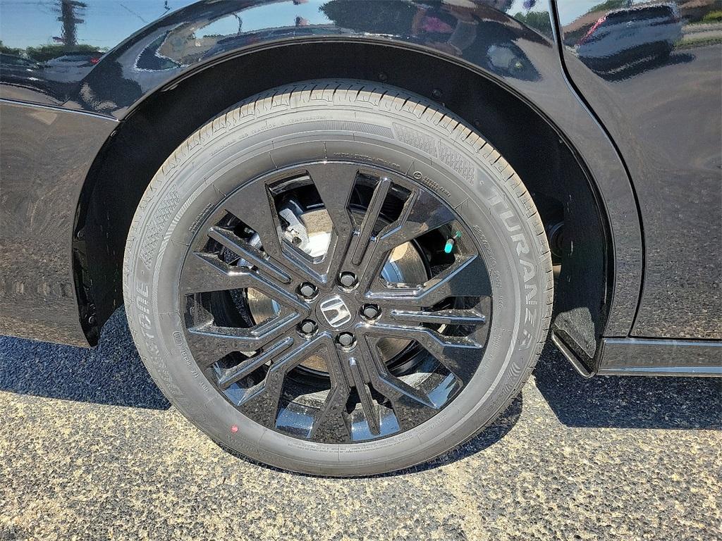 new 2025 Honda Odyssey car, priced at $43,924