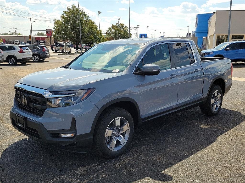 new 2025 Honda Ridgeline car, priced at $43,781