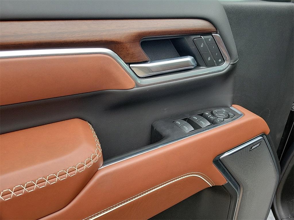 new 2025 GMC Sierra 2500 car, priced at $93,565