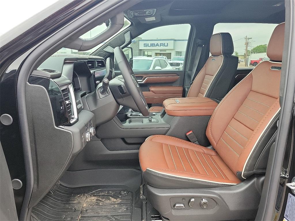 new 2025 GMC Sierra 2500 car, priced at $93,565