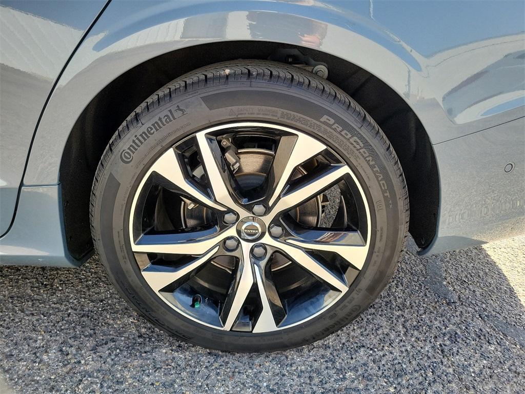 used 2024 Volvo S60 car, priced at $34,339