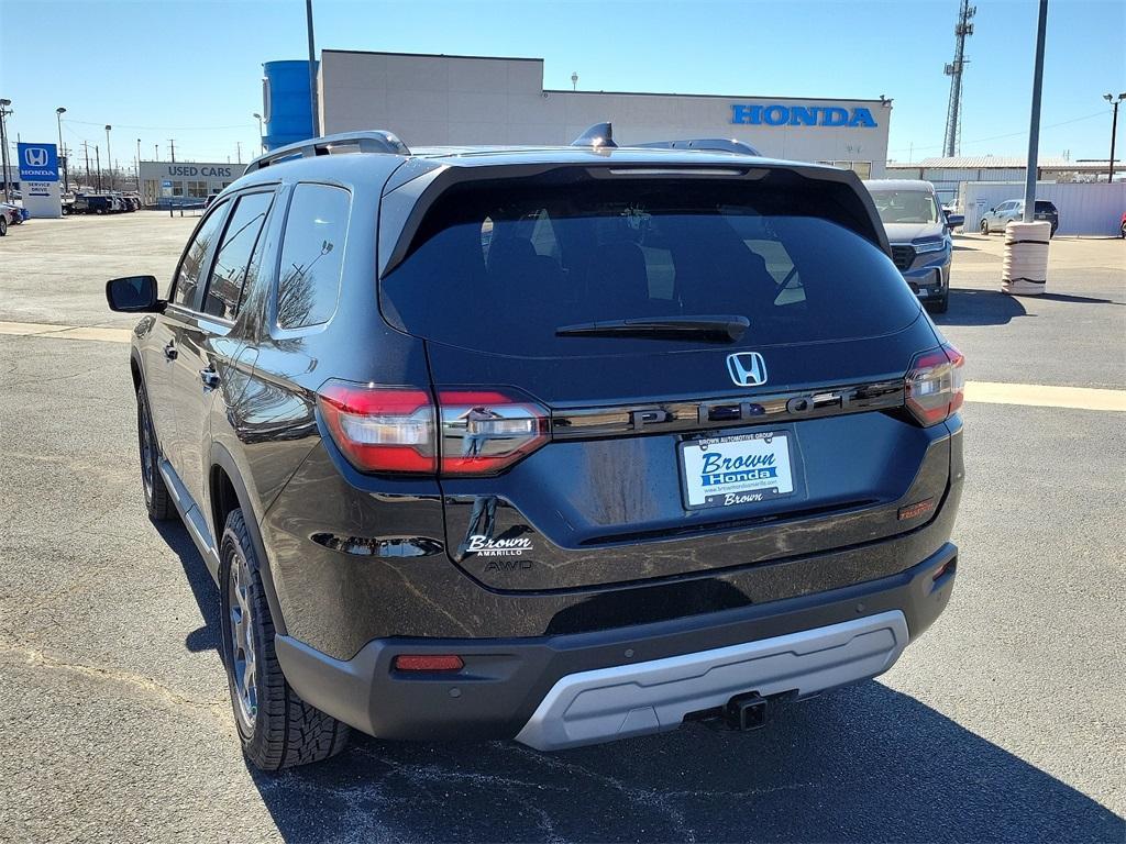 new 2025 Honda Pilot car, priced at $49,325