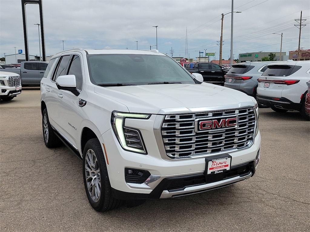 new 2025 GMC Yukon car, priced at $92,536