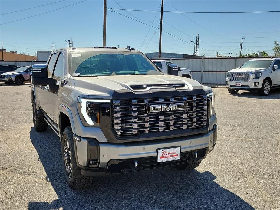 new 2025 GMC Sierra 2500 car, priced at $92,500