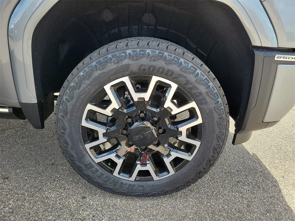 new 2025 GMC Sierra 2500 car, priced at $95,950