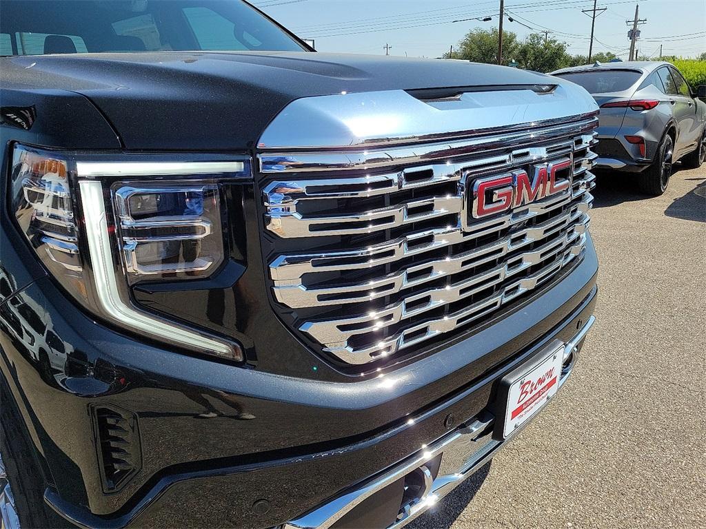 new 2026 GMC Sierra 1500 car, priced at $74,381