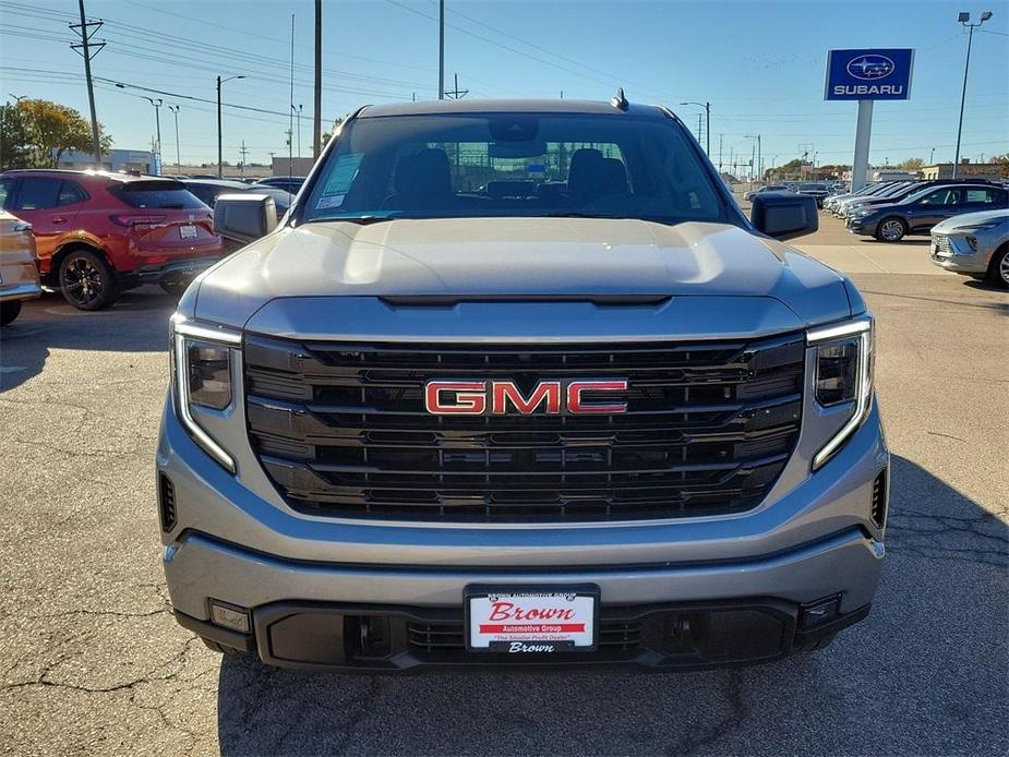 new 2025 GMC Sierra 1500 car, priced at $52,814