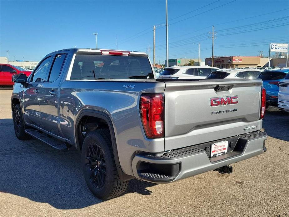 new 2025 GMC Sierra 1500 car, priced at $52,814