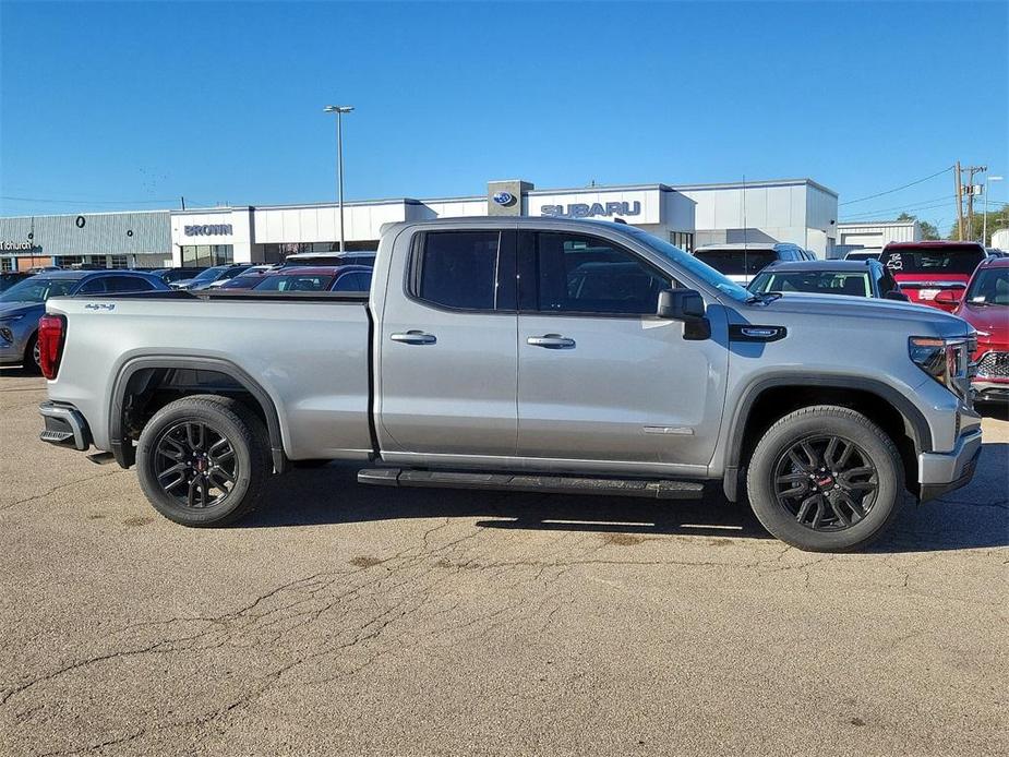 new 2025 GMC Sierra 1500 car, priced at $52,814