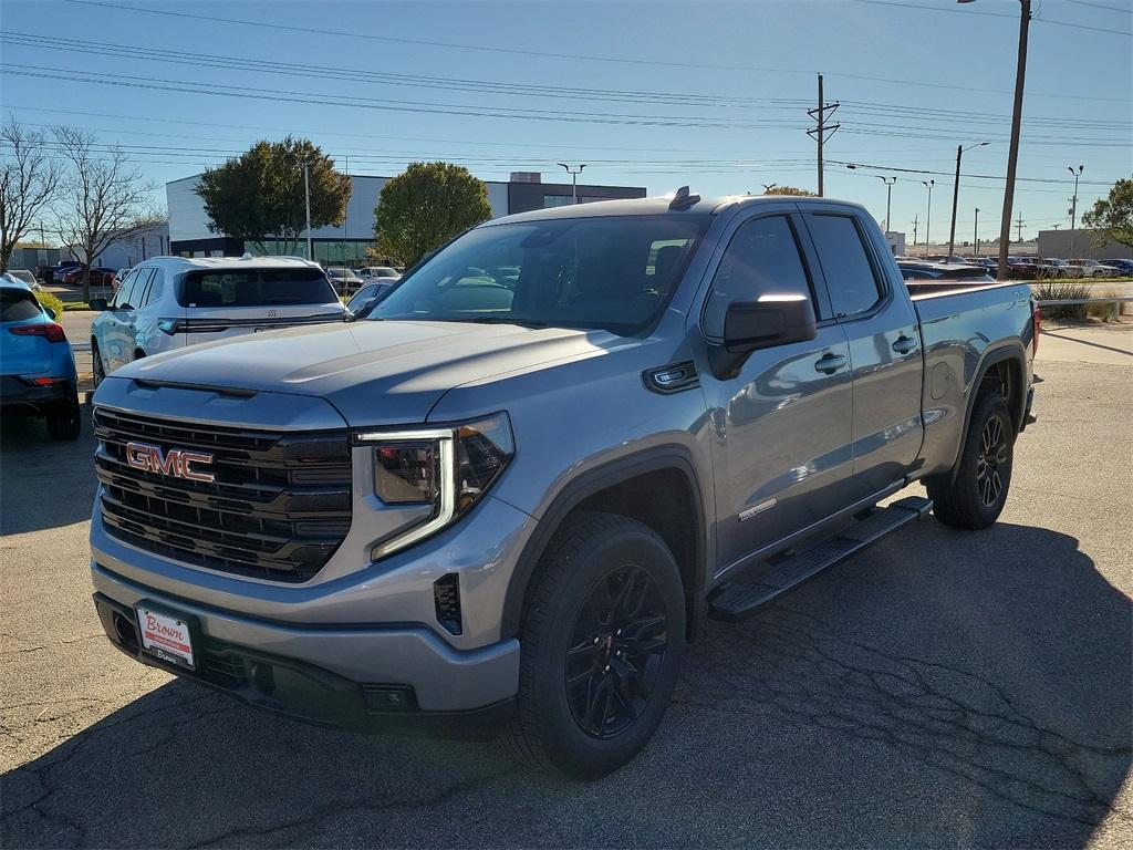 new 2025 GMC Sierra 1500 car, priced at $52,814