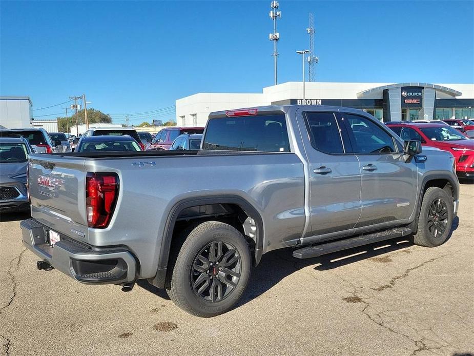 new 2025 GMC Sierra 1500 car, priced at $52,814