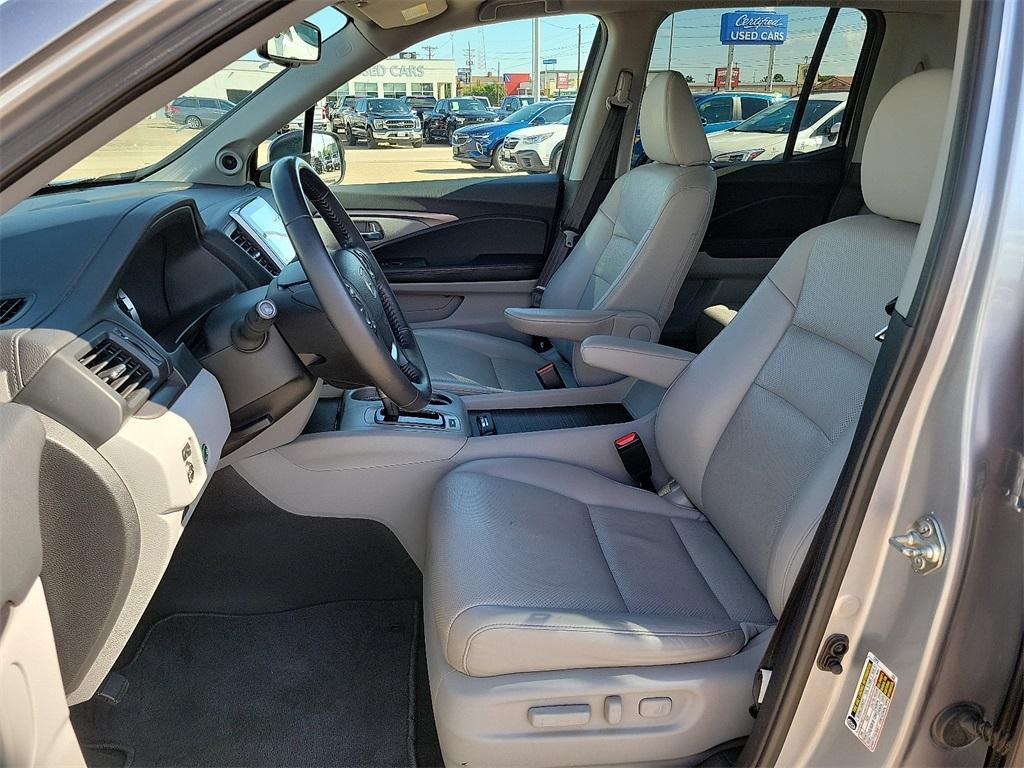 used 2017 Honda Ridgeline car, priced at $17,442