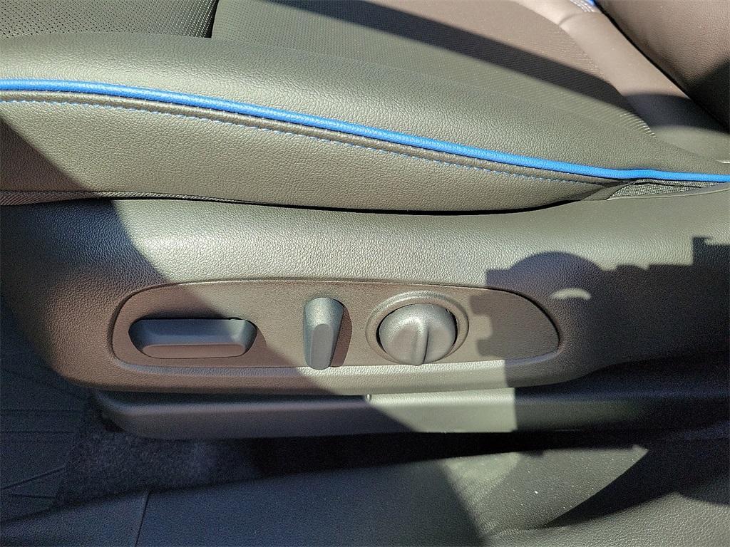 new 2026 Buick Encore GX car, priced at $31,685