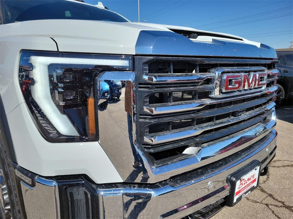 new 2025 GMC Sierra 2500 car, priced at $74,697