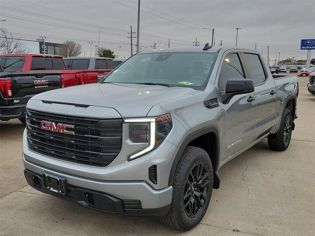 new 2025 GMC Sierra 1500 car, priced at $51,272