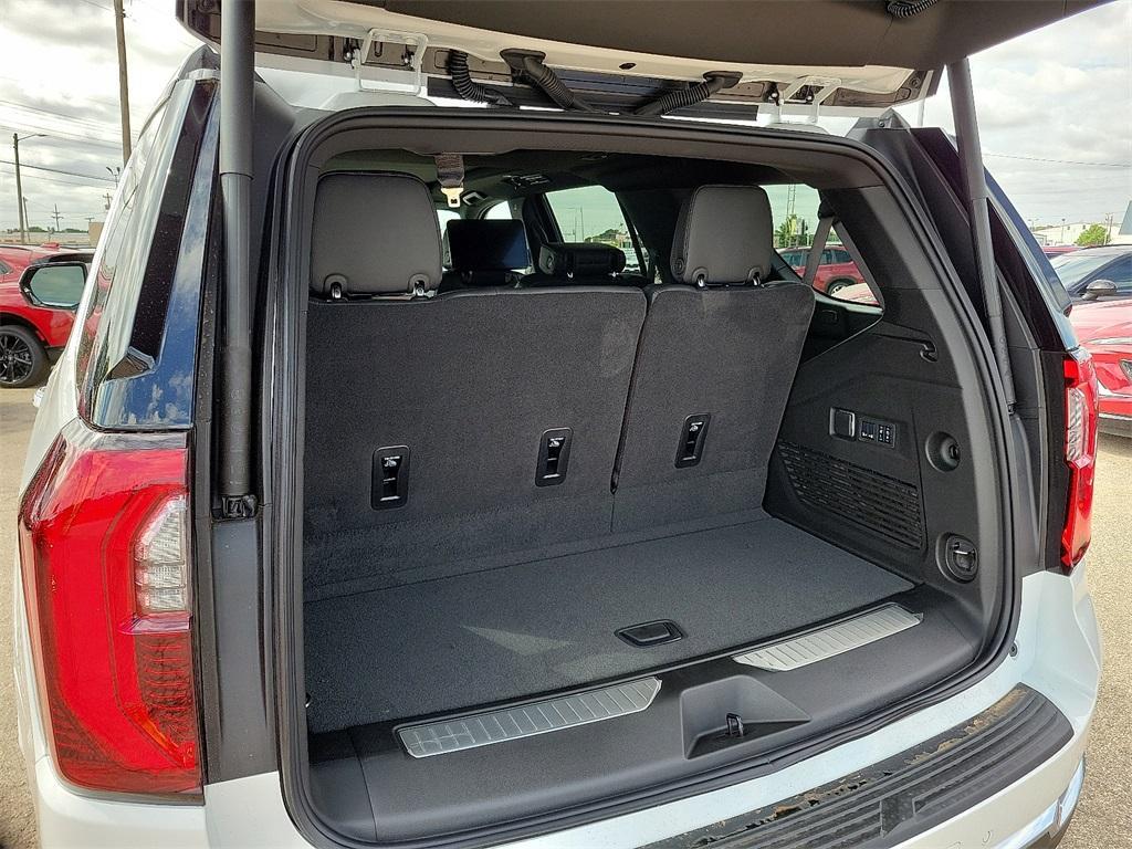 new 2025 GMC Yukon car, priced at $94,125
