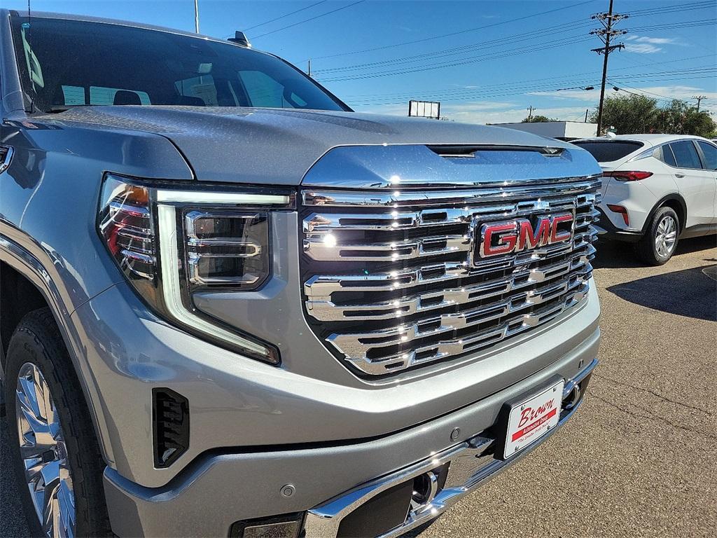 new 2026 GMC Sierra 1500 car, priced at $68,833