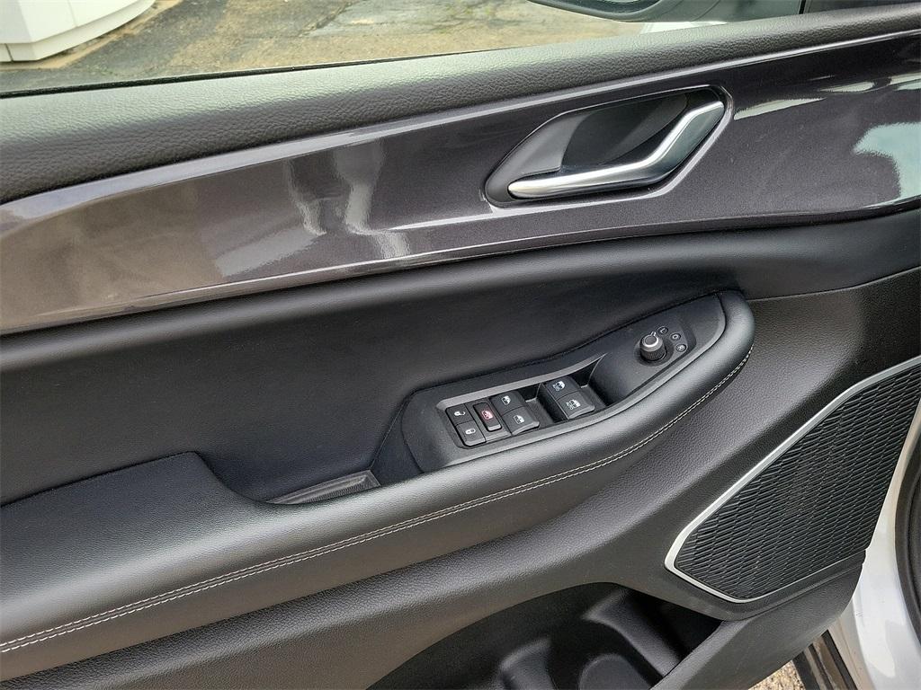 used 2021 Jeep Grand Cherokee L car, priced at $23,740