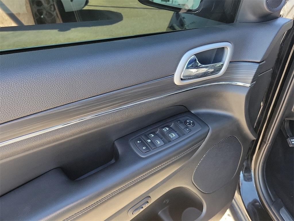 used 2020 Jeep Grand Cherokee car, priced at $24,923