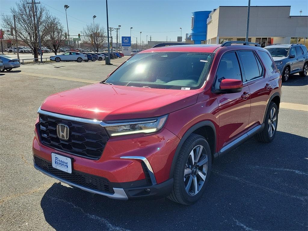 new 2025 Honda Pilot car, priced at $49,960