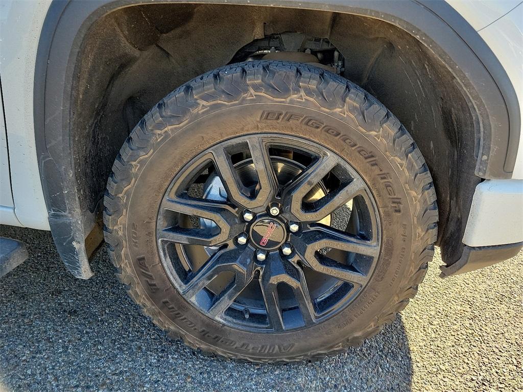 used 2022 GMC Sierra 1500 car, priced at $39,980