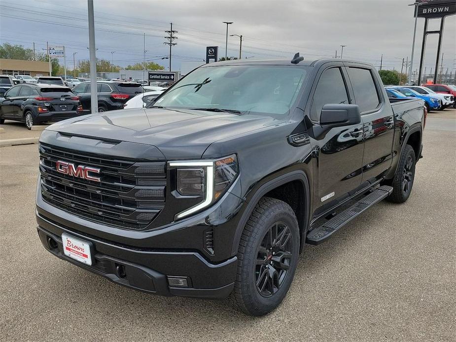 new 2025 GMC Sierra 1500 car, priced at $61,754