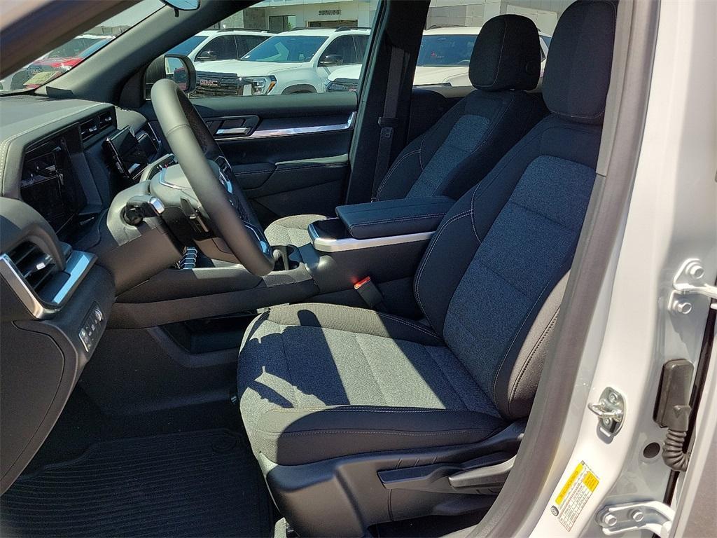 new 2026 GMC Terrain car, priced at $31,704