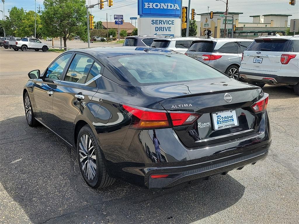 used 2023 Nissan Altima car, priced at $20,979