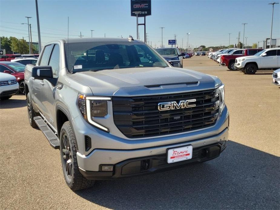 new 2024 GMC Sierra 1500 car, priced at $58,573