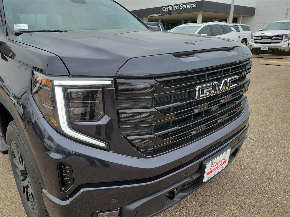 new 2025 GMC Sierra 1500 car, priced at $64,070