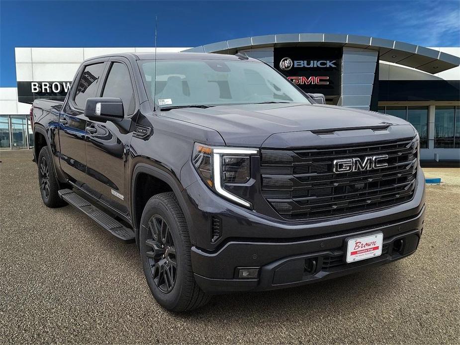 new 2025 GMC Sierra 1500 car, priced at $64,070