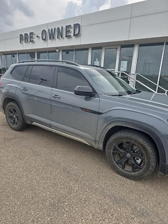used 2024 Volkswagen Atlas car, priced at $38,889