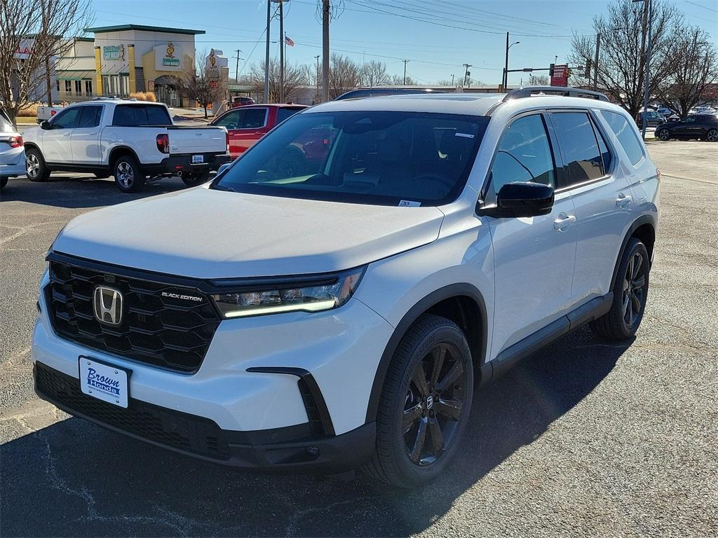 new 2025 Honda Pilot car, priced at $54,737