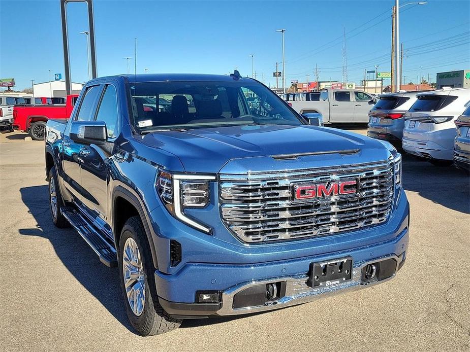 new 2025 GMC Sierra 1500 car, priced at $68,097