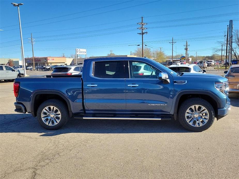 new 2025 GMC Sierra 1500 car, priced at $68,097