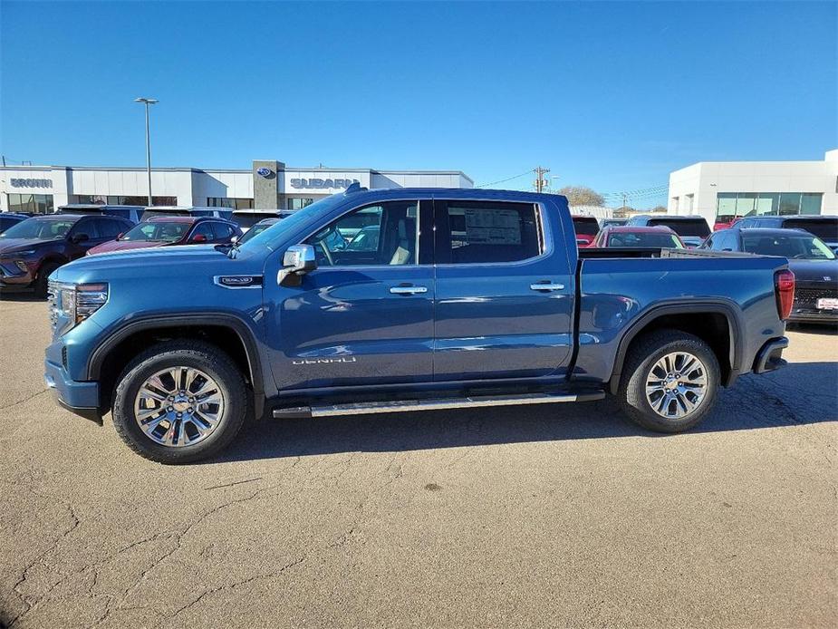 new 2025 GMC Sierra 1500 car, priced at $68,097