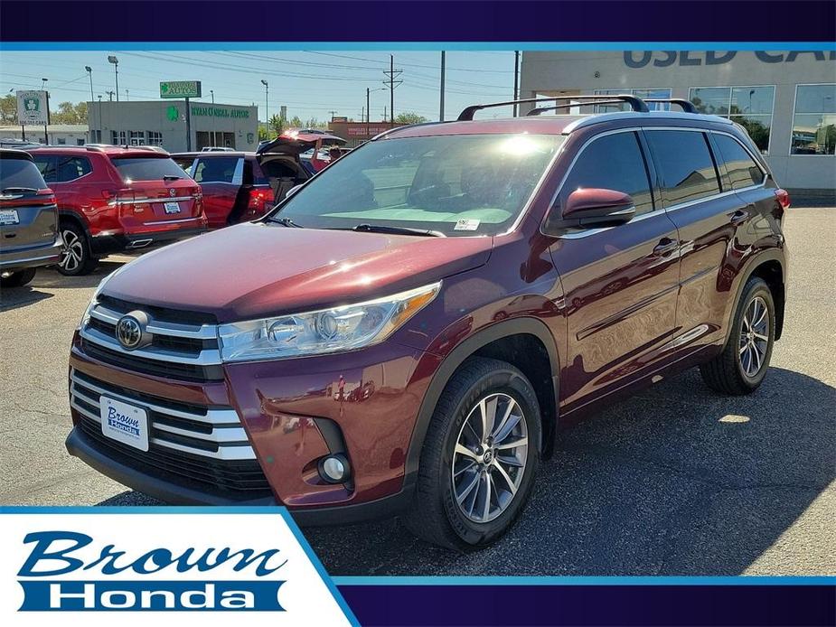 used 2018 Toyota Highlander car, priced at $23,669