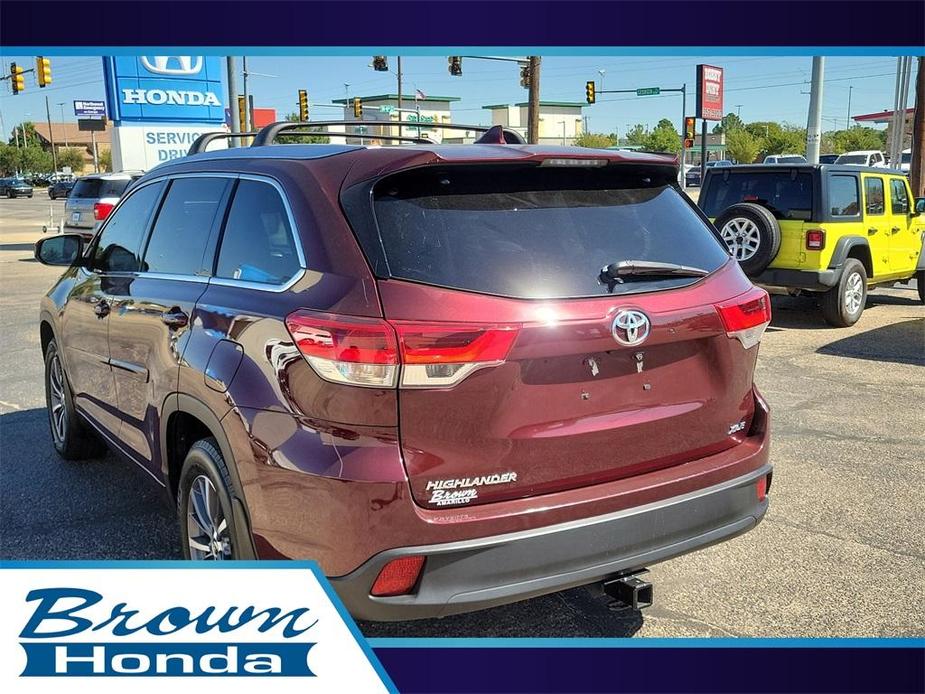 used 2018 Toyota Highlander car, priced at $23,669