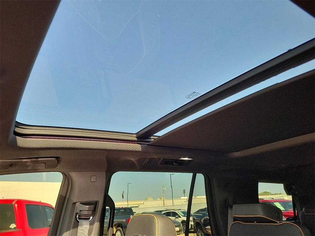 used 2022 GMC Yukon car, priced at $47,442