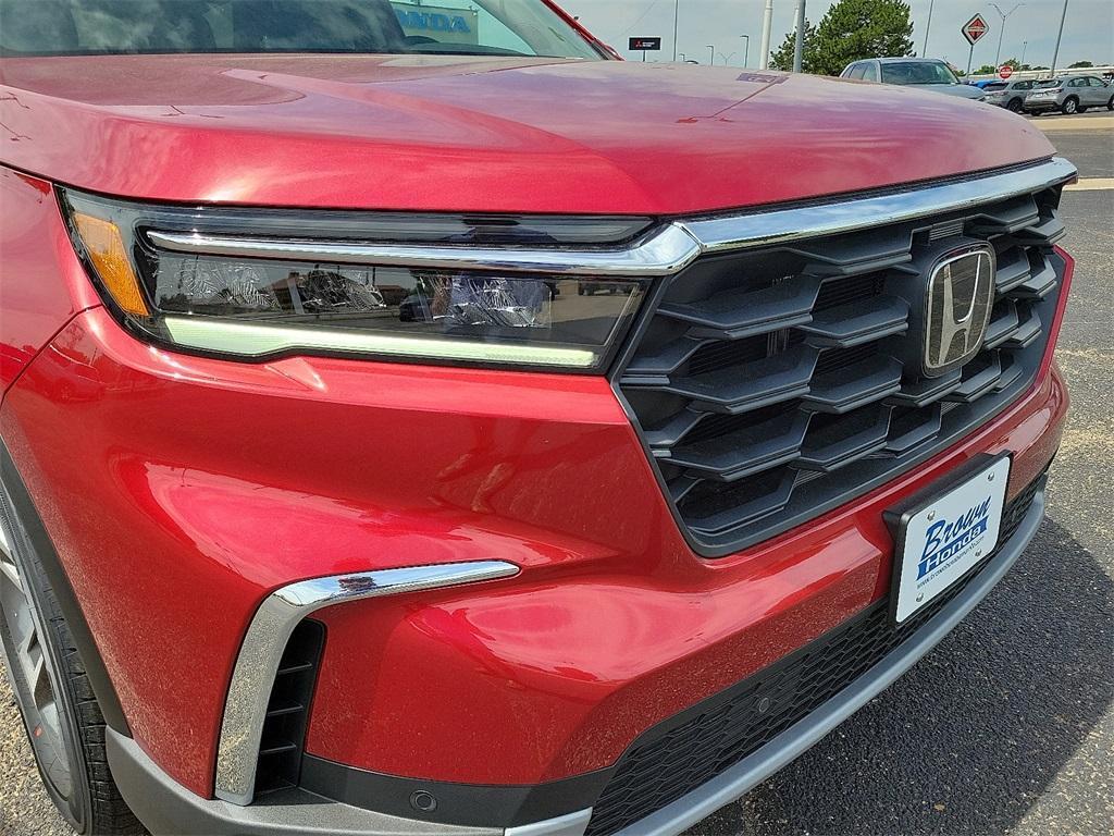 new 2025 Honda Pilot car, priced at $45,155