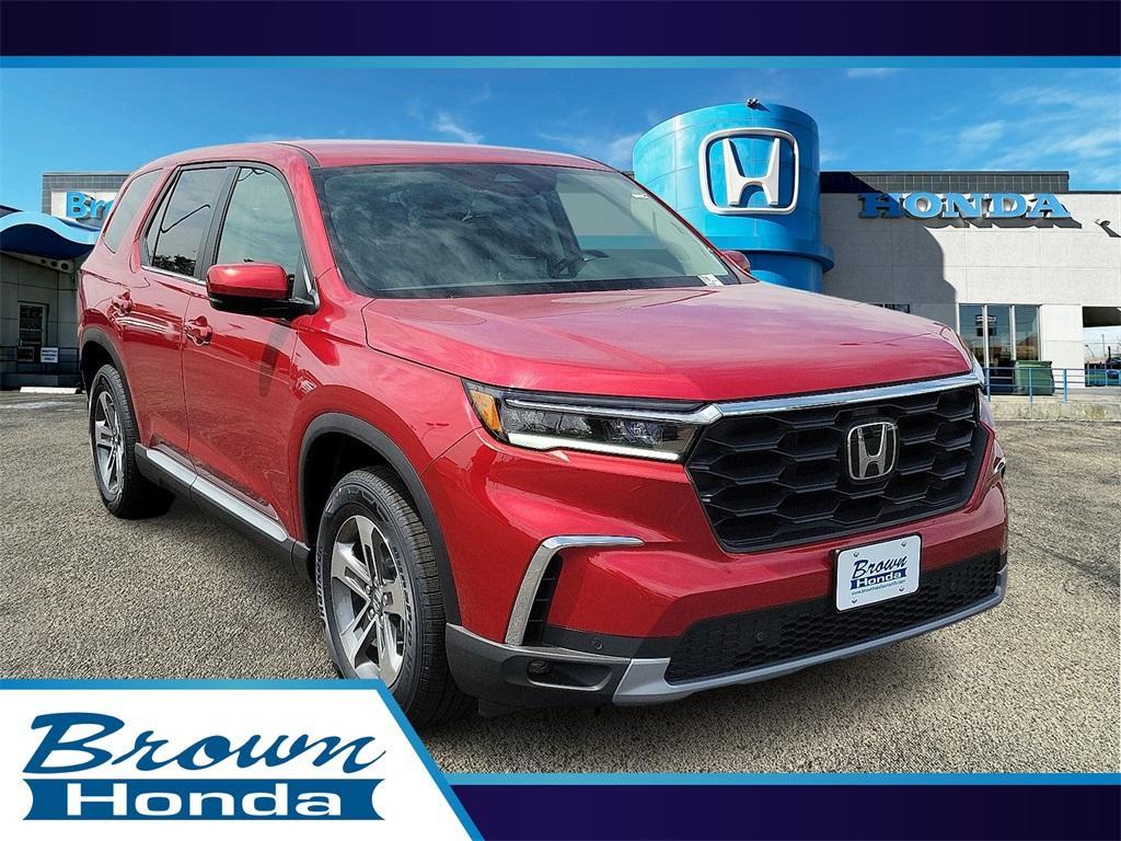new 2025 Honda Pilot car, priced at $45,155