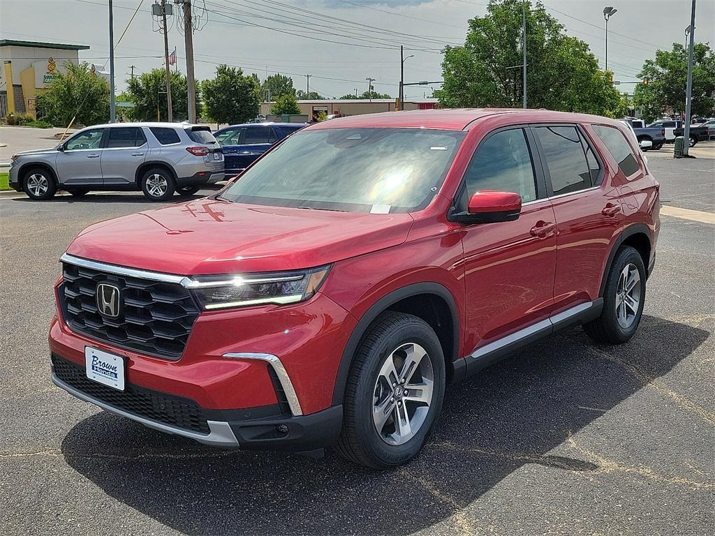 new 2025 Honda Pilot car, priced at $45,155