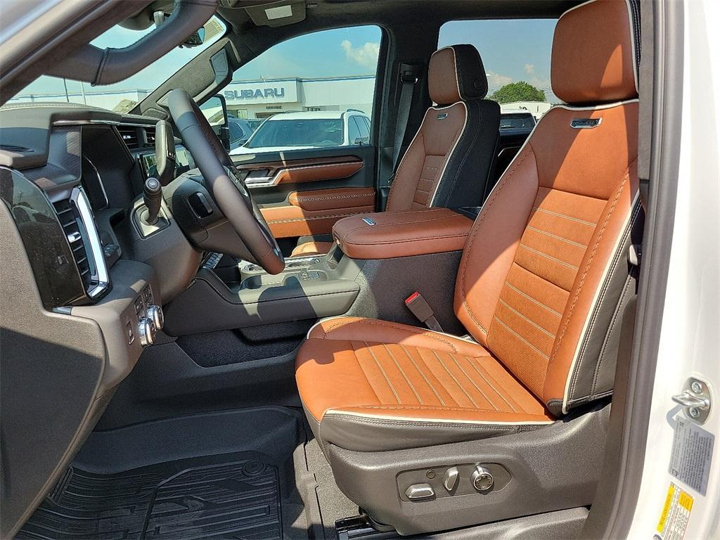new 2025 GMC Sierra 2500 car, priced at $95,000