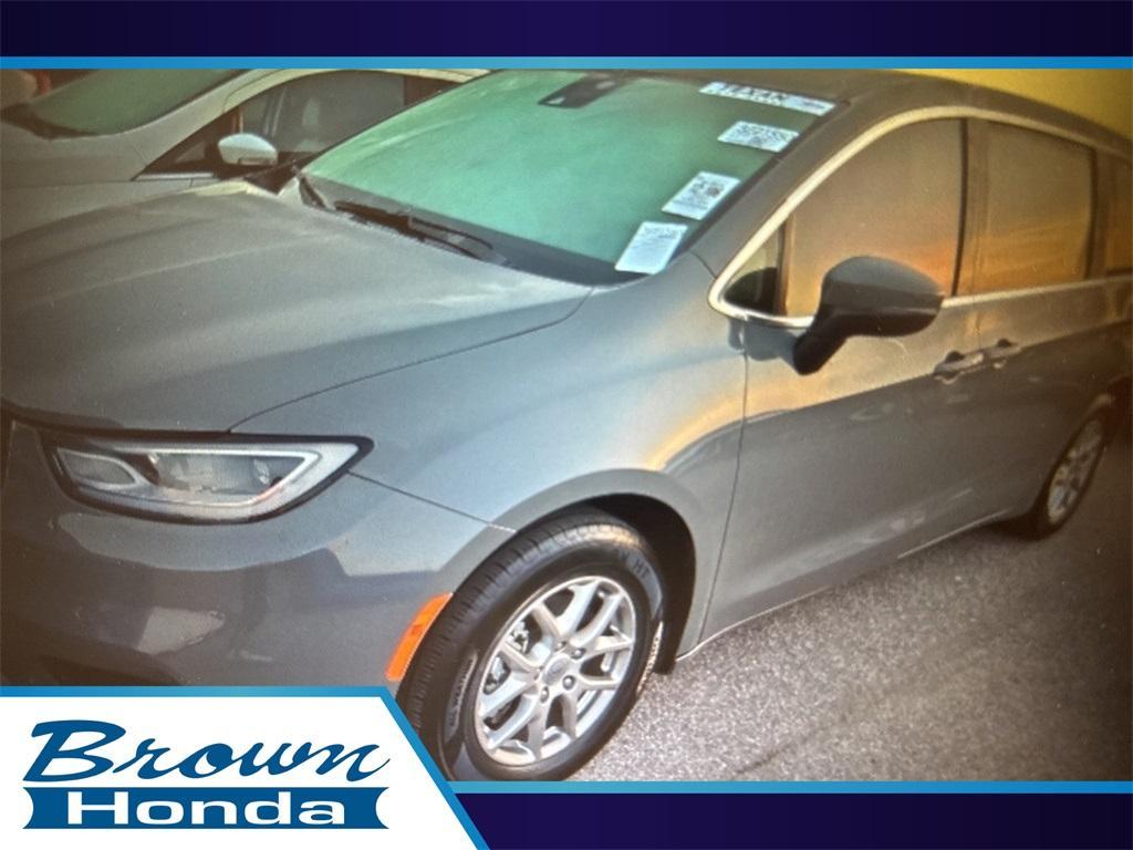 used 2023 Chrysler Pacifica car, priced at $24,668