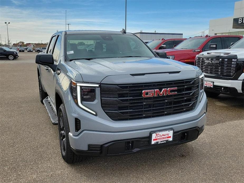 new 2025 GMC Sierra 1500 car, priced at $52,803