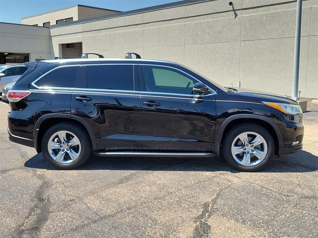 used 2015 Toyota Highlander car, priced at $20,524