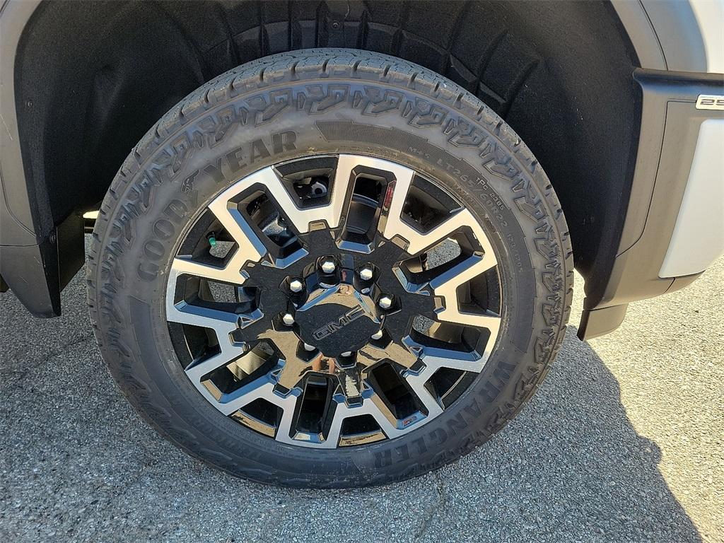 new 2025 GMC Sierra 2500 car, priced at $90,268