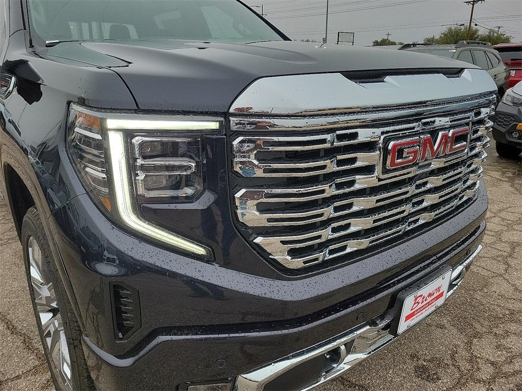 new 2026 GMC Sierra 1500 car, priced at $75,987